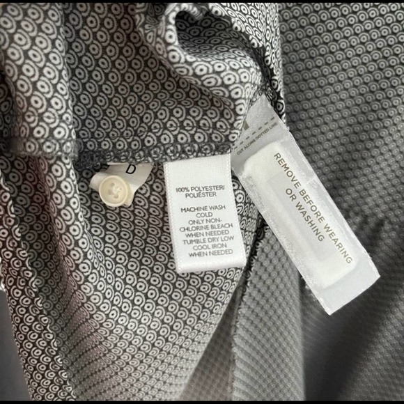 Loft women’s gray and white patterned bell sleeve high low blouse size medium - Picture 4 of 6